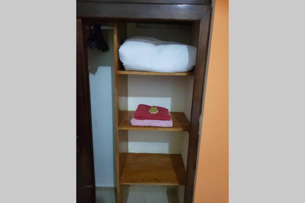 Depto. Maia: A/C, Agua Caliente, Wifi, Tv, Cable. Apartment Palenque Exterior photo